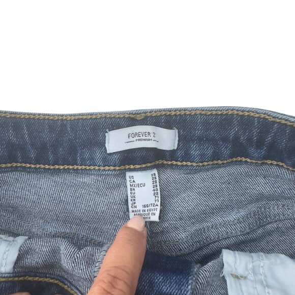 Forever 21 Premium Womens Distressed Denim High-Waisted Short Short  Size 28 - Picture 13 of 14
